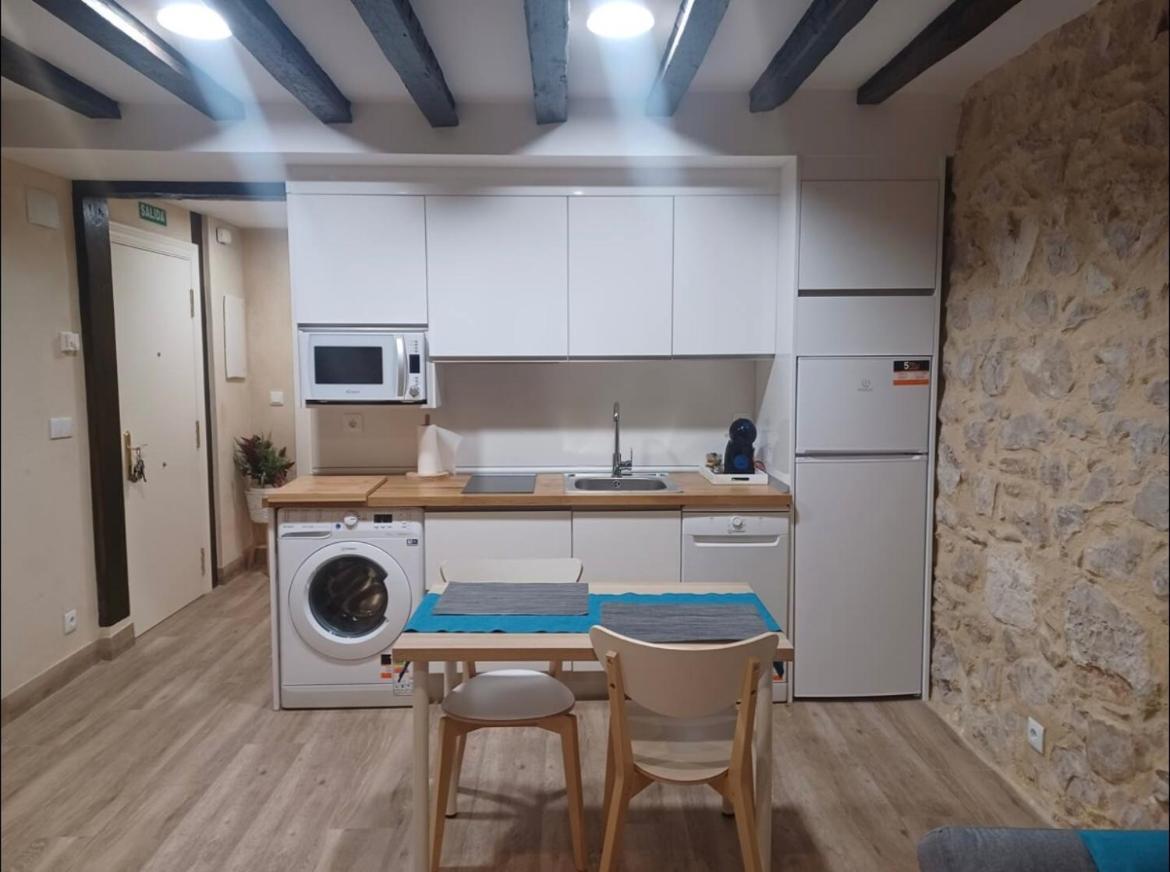 Al Compas De La Luna Apartment Burgo